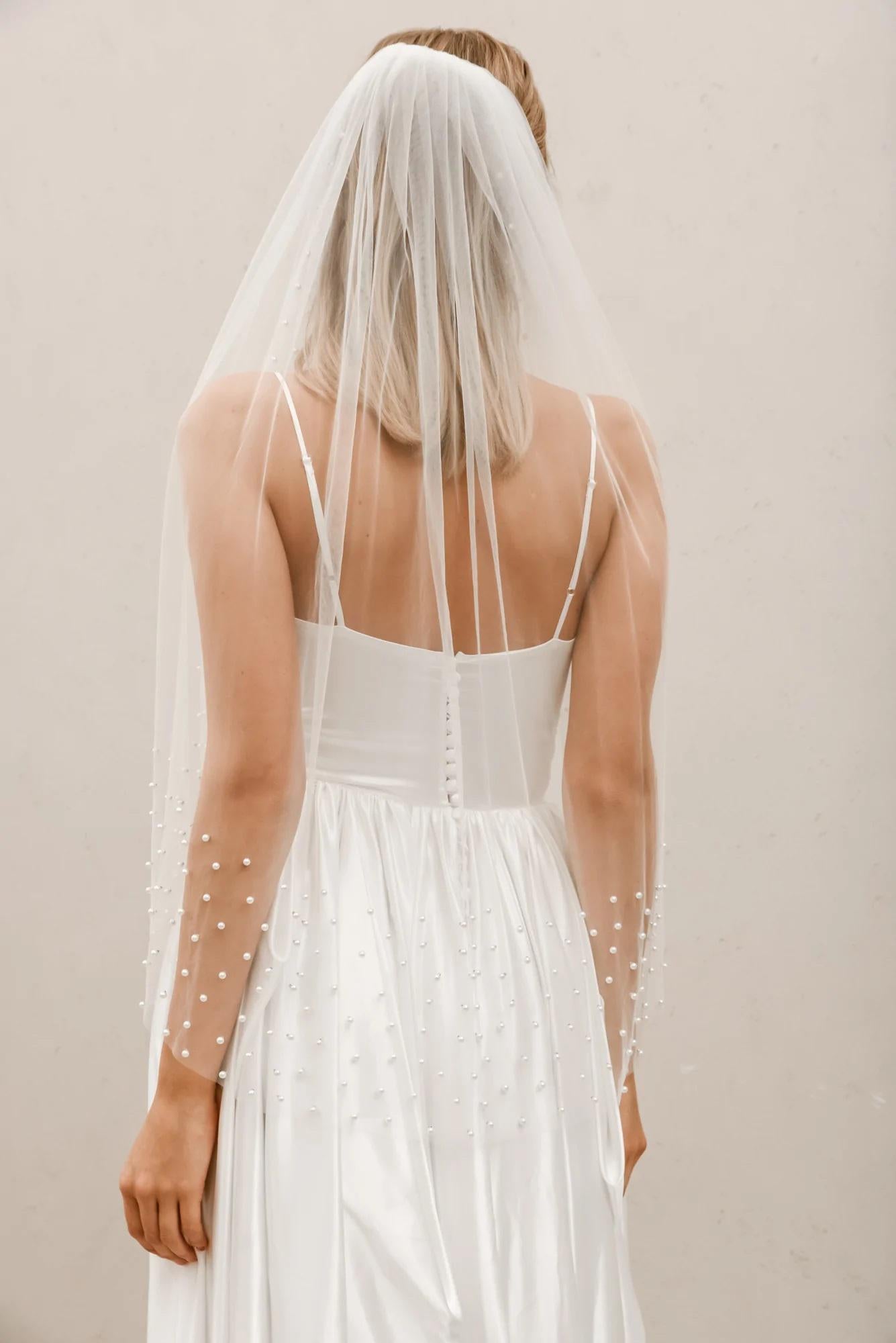 Pearl Border Veil