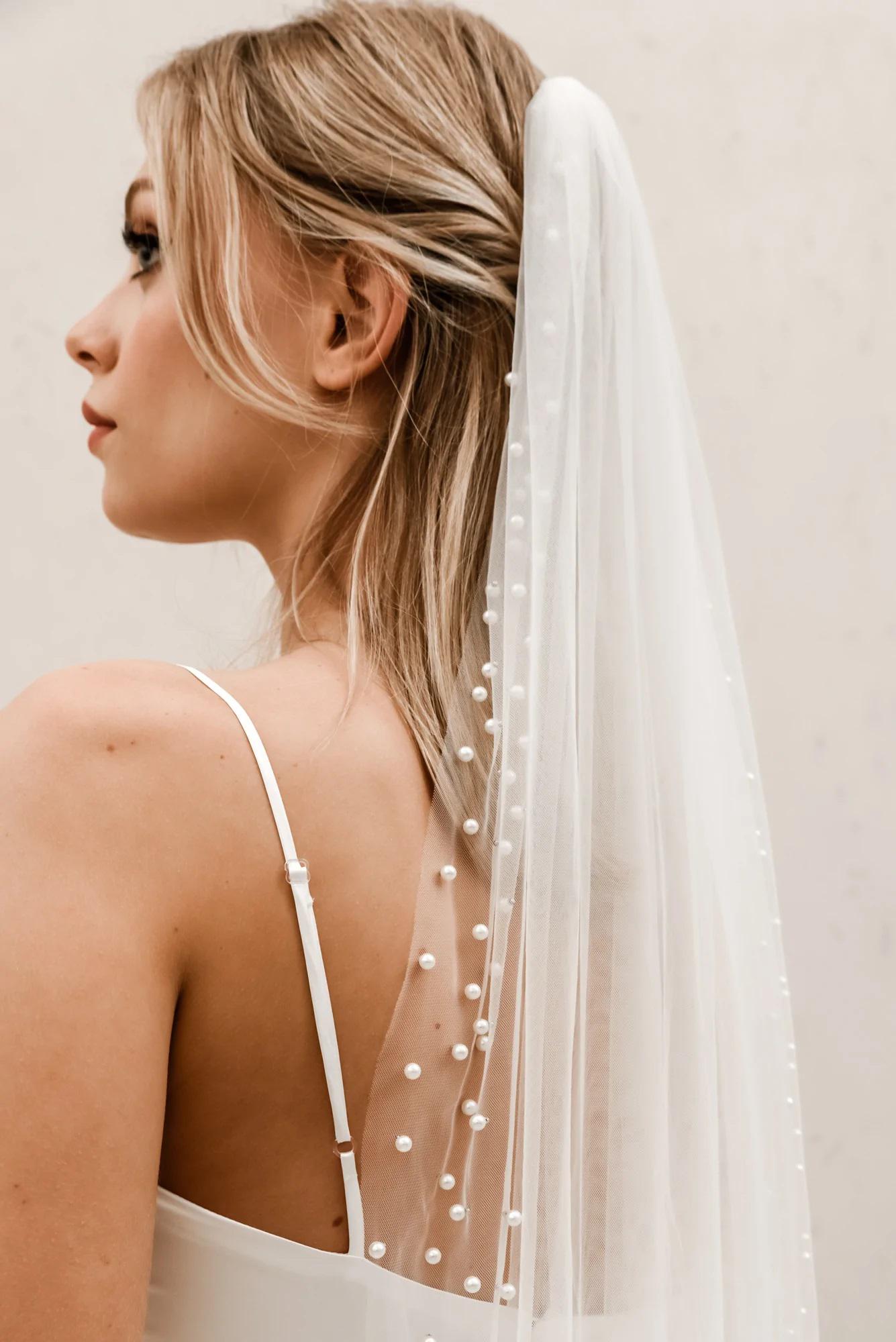 Pearl Border Veil